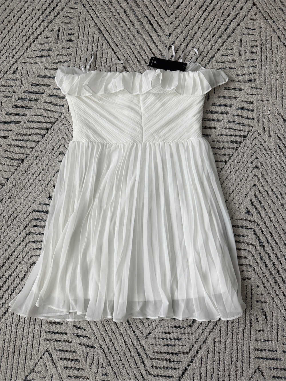 Lulu's White Strapless Ruffled Mini Dress